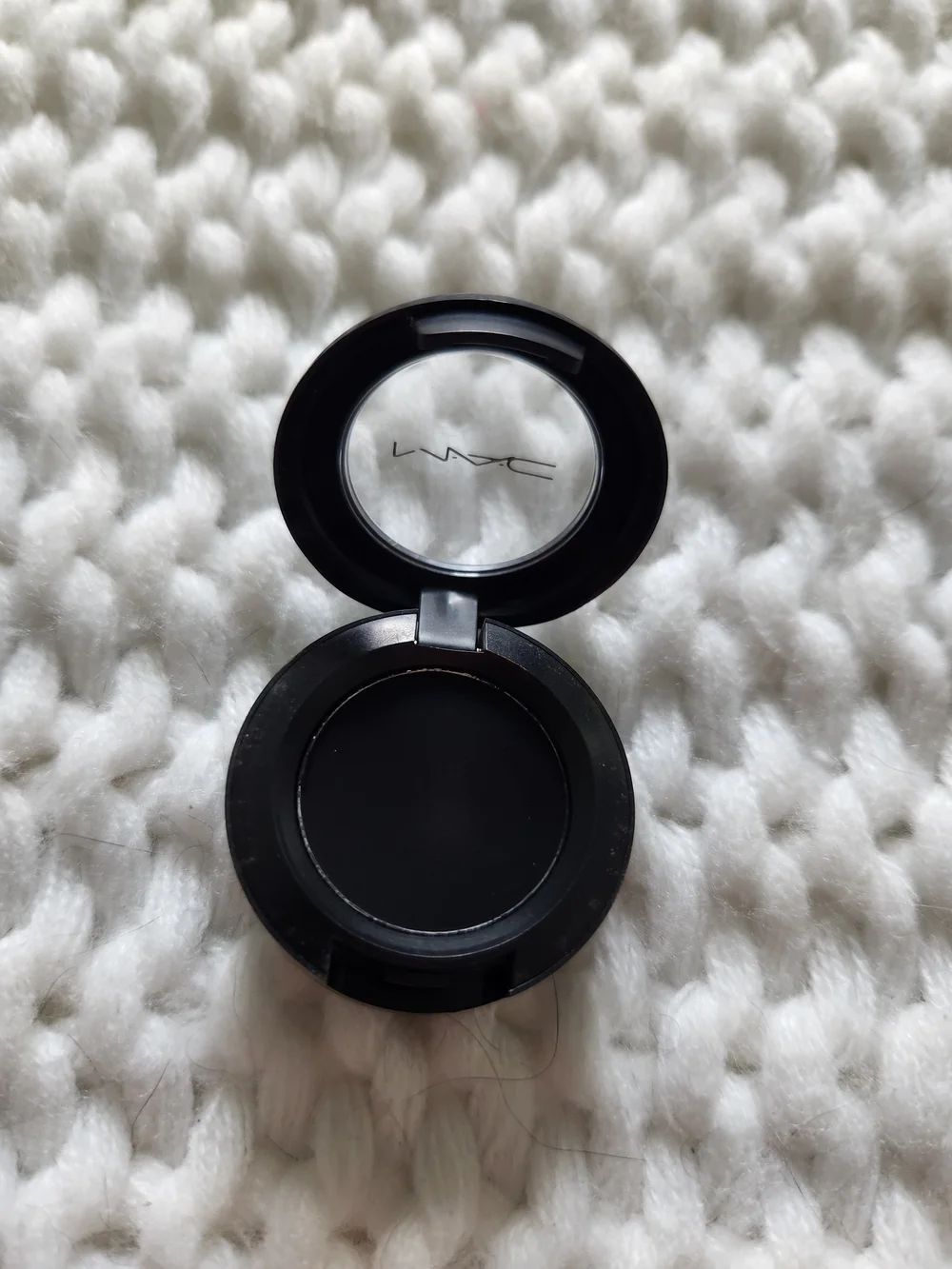 MAC Cosmetics Single Eyeshadow - Matte Black